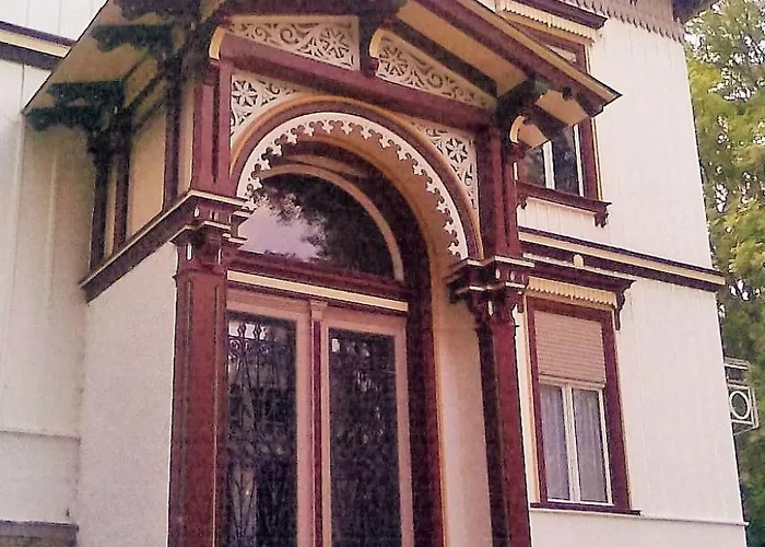 By Interhome Daire *